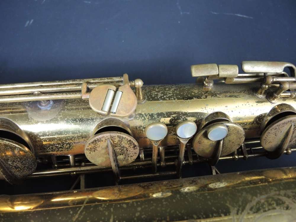 Baritonsaxophon Martin Elkahrt - Brasserie Hamburg Blasintrumente UG 