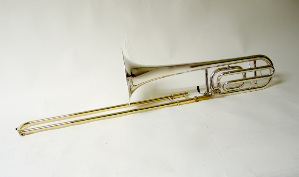 Bb/F Bassposaune Yamaha Mod. 321 - Brasserie Hamburg Blasintrumente UG 