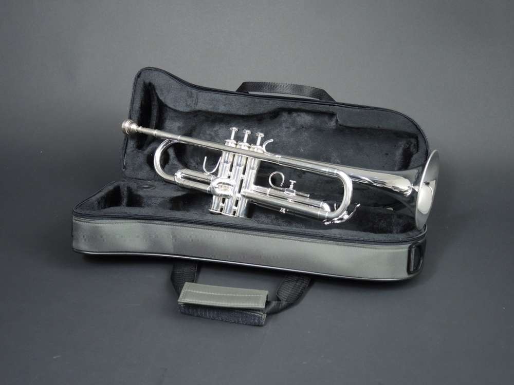 Bb-Trompete Jupiter Modell JTR500SQ - Brasserie Hamburg Blasintrumente UG 